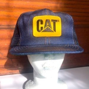 VTG Tonkin Caterpillar SnapBack